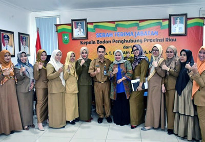 Sertijab Kaban Penghubung Riau, Erisma Yahya Minta Pegawai Selalu Kompak dan Bersinergi